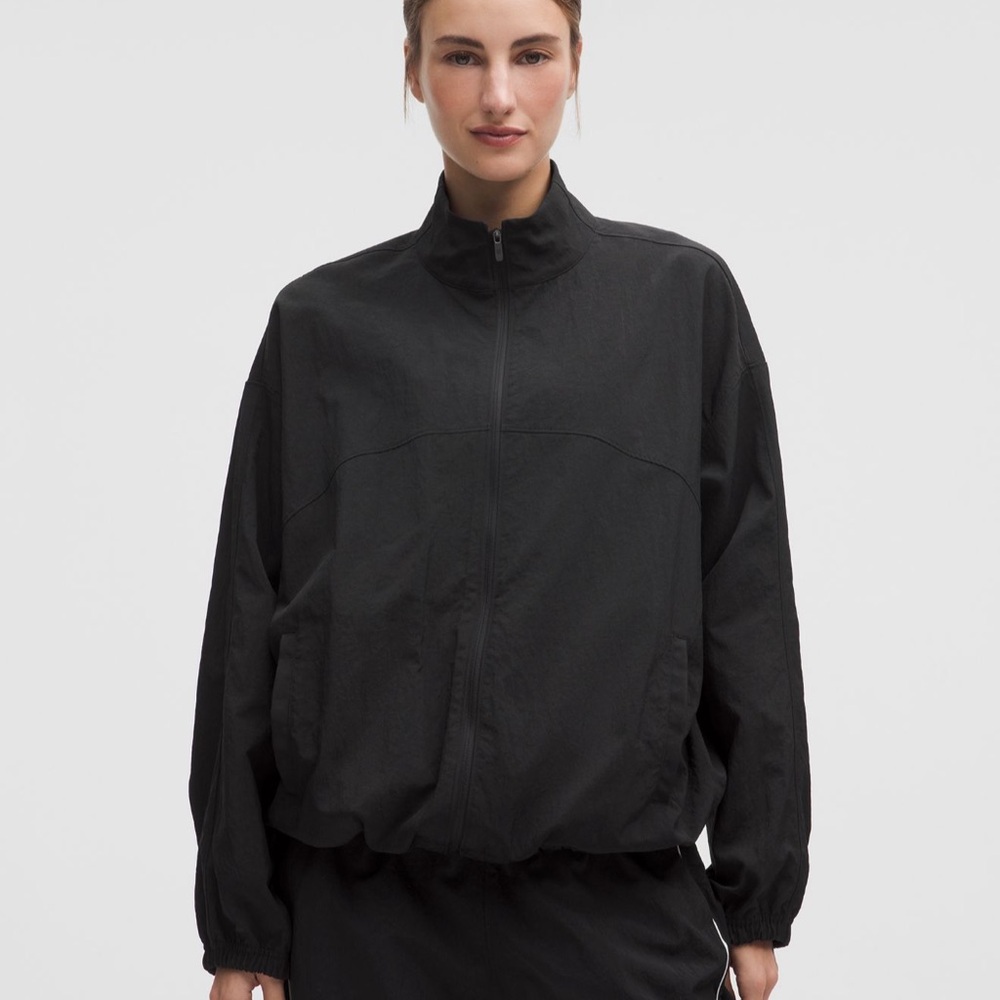 Lululemon License to Train Woven Oversized Jacket
- NWOT!